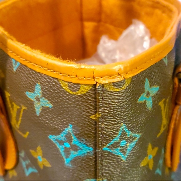 WOW POSHMARK - Authentic Louis Vuitton Bucket Bag PM - Picture 9 of 16